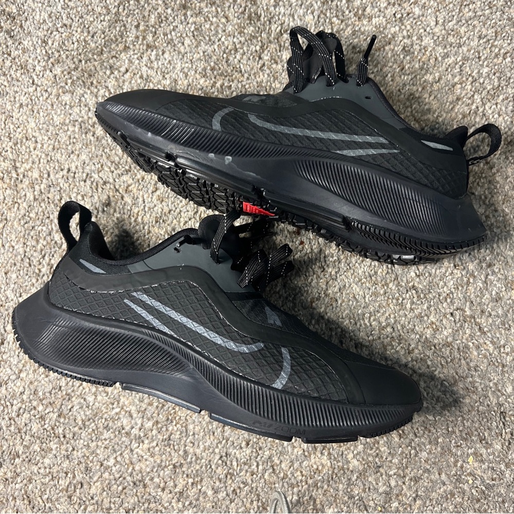 Wmns Air Zm Pegasus 37 Shield